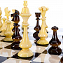 Шахматный ларец с янтарными фигурами "Царский" 48х48 см, фотография 9. Интернет-магазин ЛАВКА ПОДАРКОВ